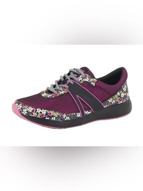 TRAQ by Alegria Qarma Wild Flower Walking Sneakers 37